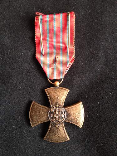 Portuguese War Cross Collection