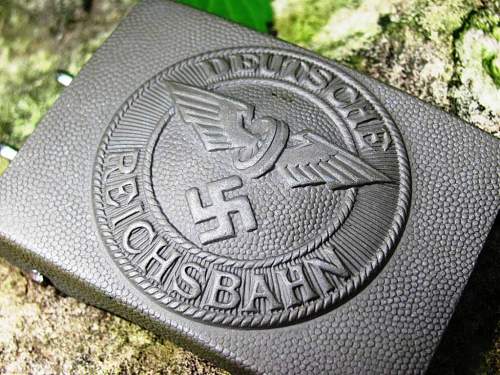 Show Your Bahnschutz / Reichsbahn Collections...