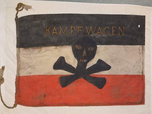 help identify freikorps flags?