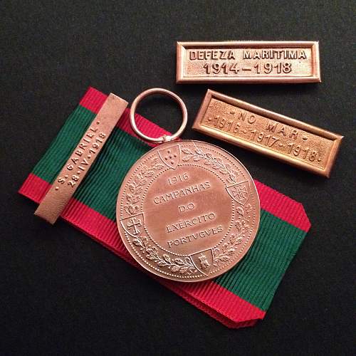Portuguese Campaign Commemorative Service Medal Collection