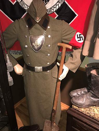 WWII Third Reich Display Room - Complete