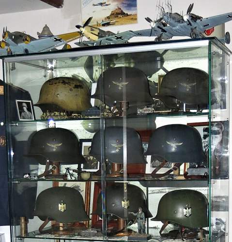 Displaying LW helmet