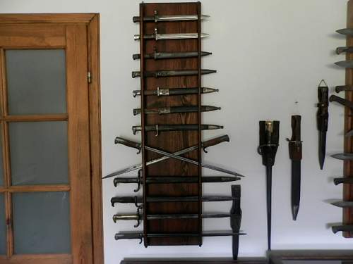 edged weapons,awards,equipment-new display features