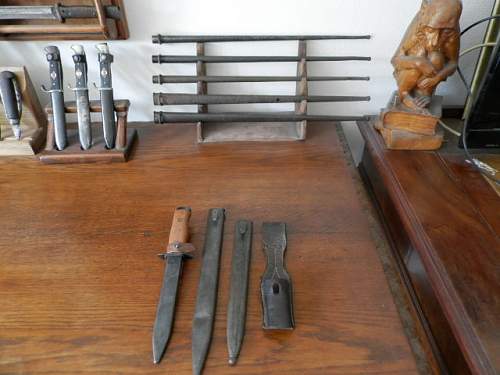 edged weapons,awards,equipment-new display features