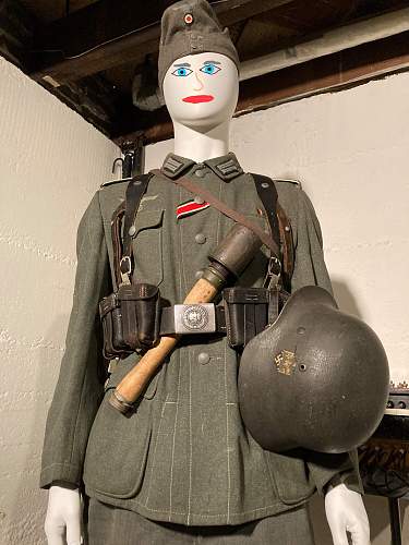 Heer &quot;Battle worn&quot; Model 42 Feldbluse