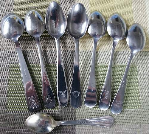 3Reich teaspoons.