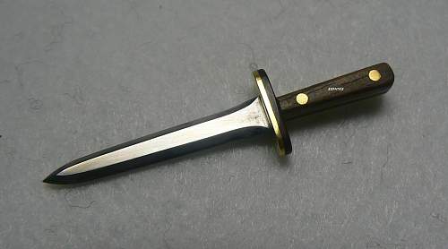 rbminis Kennedy Arms knife