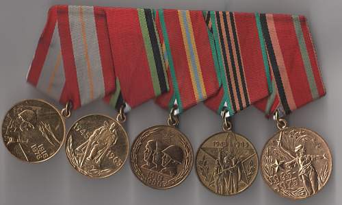 Kaj's Growing WW2 Soviet Collection (incl. medals)