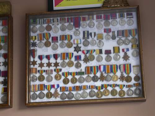 Medal collection: Third Reich, Imperial, Irish, World etc.