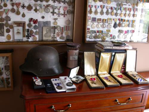 Medal collection: Third Reich, Imperial, Irish, World etc.