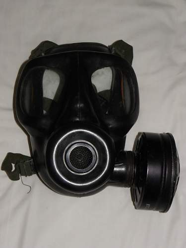 Some rare pieces from Post WW2 British Gas Mask Developement