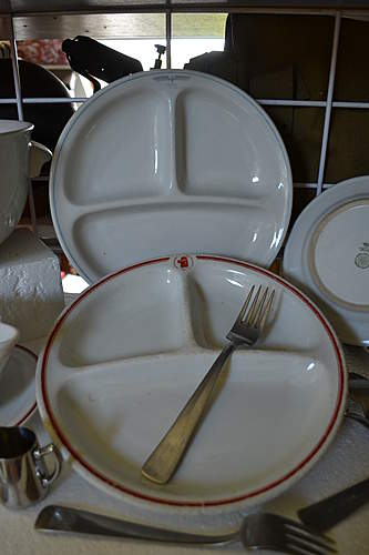 poele's German dinnerware collection  -  part 2