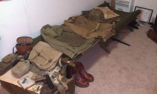 WWII 2nd Lt. Cot Display