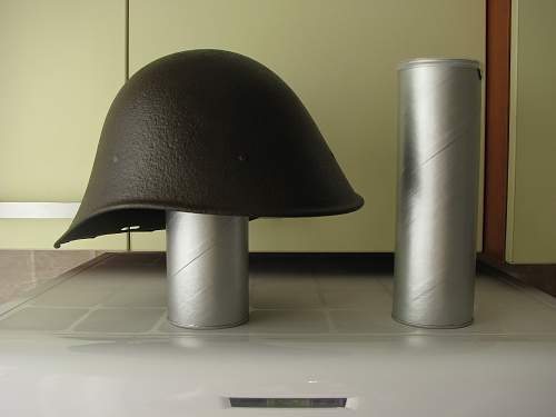 Helmet display stand