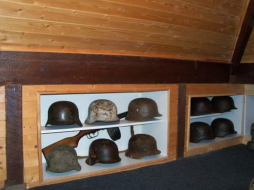 wehrmacht stalingrad helmet display