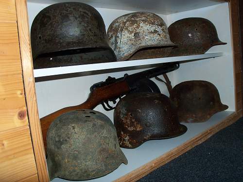 wehrmacht stalingrad helmet display
