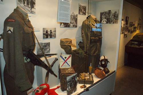 National Army Museum (New Zealand)    ---PIC HEAVY 233 PICTURES---