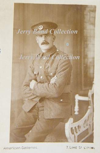 Photo's and post cards of the Welsh regiments