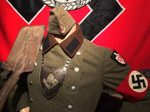 WWII Third Reich Display Room - Complete