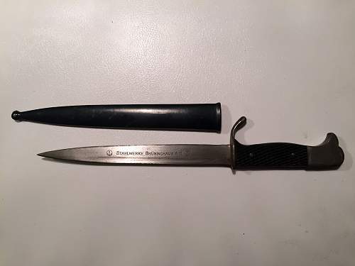 Need help indetifying a dagger