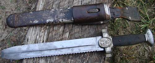 Salty Deutsches Rotes Kreuz (DRK) Hewer Dagger: A Good Deal?