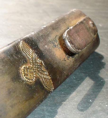 odd WWI-scabbard with Reichsadler !