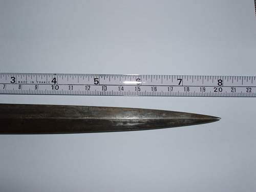 Dagger/bayonet identification wanted