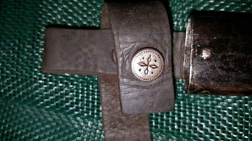 Is this Gottlieb Hammesfahr Trench Knife genuine?