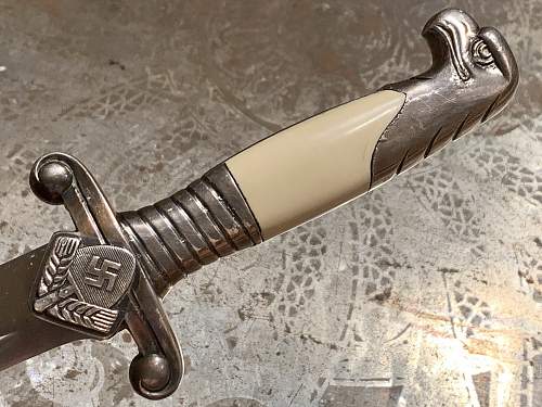 Rad Leader’s dagger by Paul Seilheimer