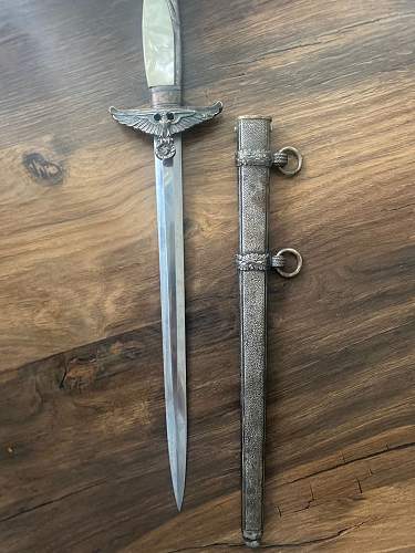 Need help! Dagger for Government Official,.. original?