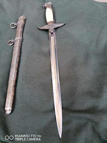 Need help! Dagger for Government Official,.. original?