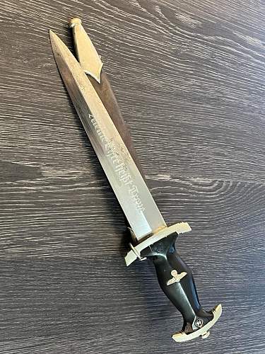 SS and SA Dagger - are both original?