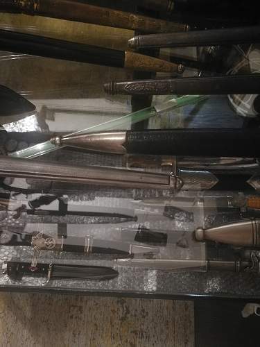 Proper storage of daggers.