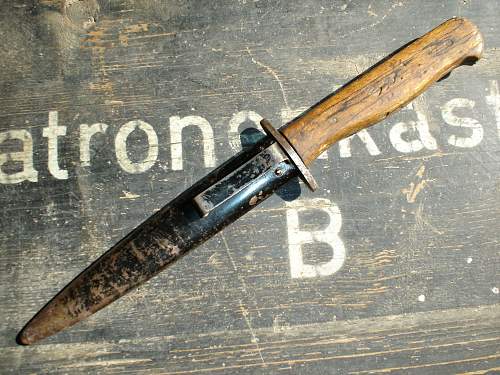 Wehrmacht-Heer fighting-knife, (&quot;Bowie-style&quot; blade)