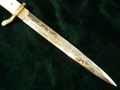 German (Romanian) dagger genuine or a fantasy piece?