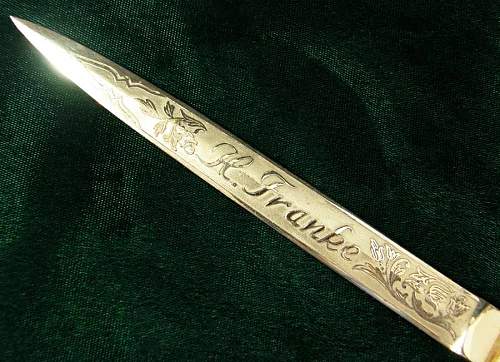 German (Romanian) dagger genuine or a fantasy piece?