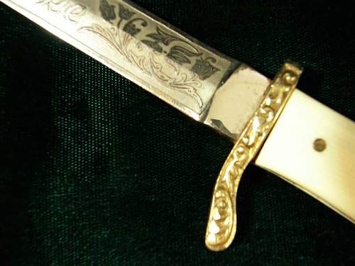 German (Romanian) dagger genuine or a fantasy piece?