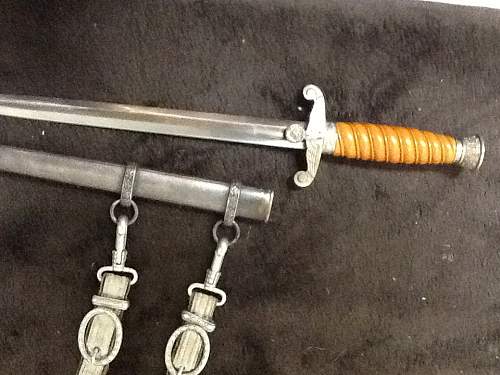 Vet Bring back : SS/ SA dagger &amp; Heer officer dagger