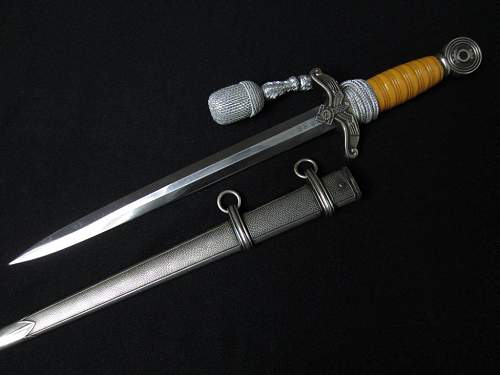 Teno leader dagger