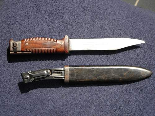 SG 42 bayonet photos