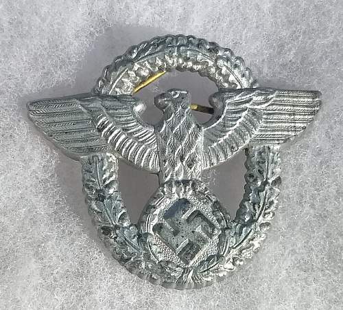 2nd Pattern Polizei Cap Badge