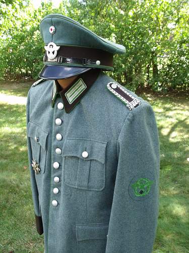 Schutzpolizei Wachtmeister Uniform