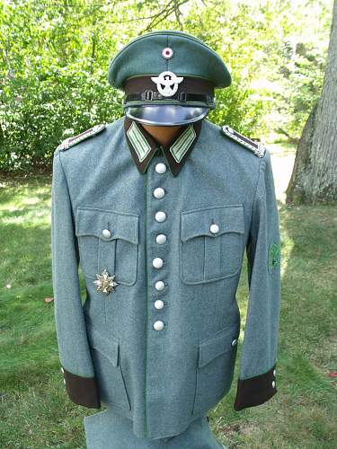 Schutzpolizei Wachtmeister Uniform