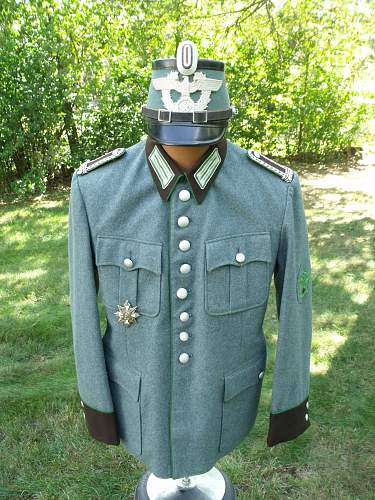 Schutzpolizei Wachtmeister Uniform
