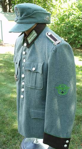 Schutzpolizei Wachtmeister Uniform