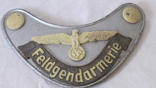 Third Reich Feldgendarmerie gorget  (Opinions please)
