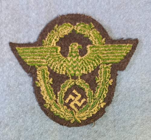 Feldgendarmerie cloth arm badge - help please