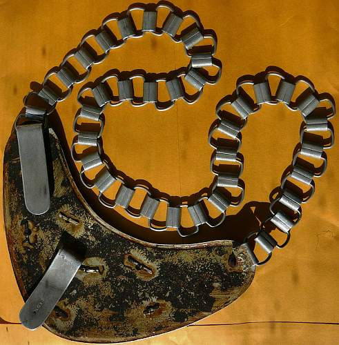 Feldgendarmerie gorget original or junk?