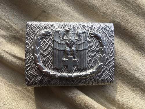 DRK belt buckle - fake?