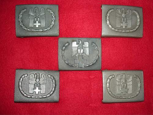 Deutsche Rote Kreuz Buckles